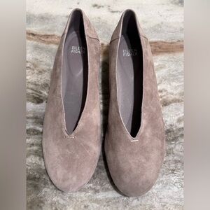 Eileen Fisher Women's Taupe Patch Suede V-Cut Flats - size 9
